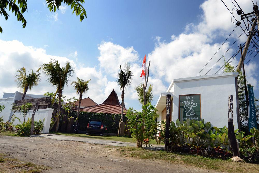 Villa Alam Bidadari Seminyak Exterior foto