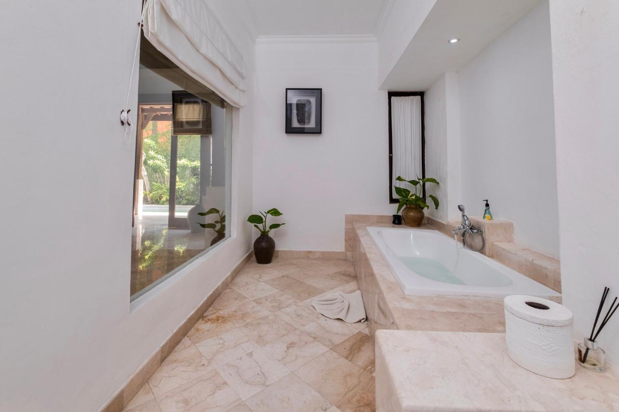 Villa Alam Bidadari Seminyak Exterior foto
