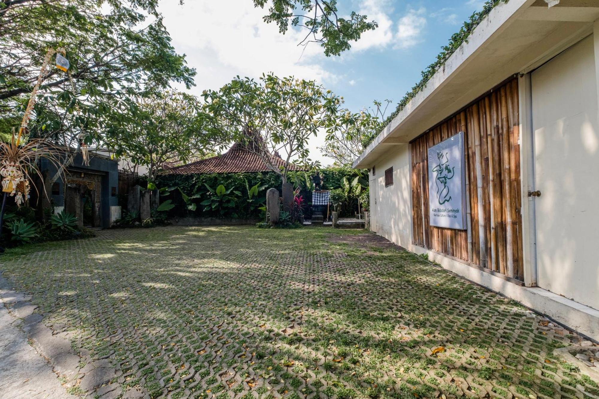 Villa Alam Bidadari Seminyak Exterior foto